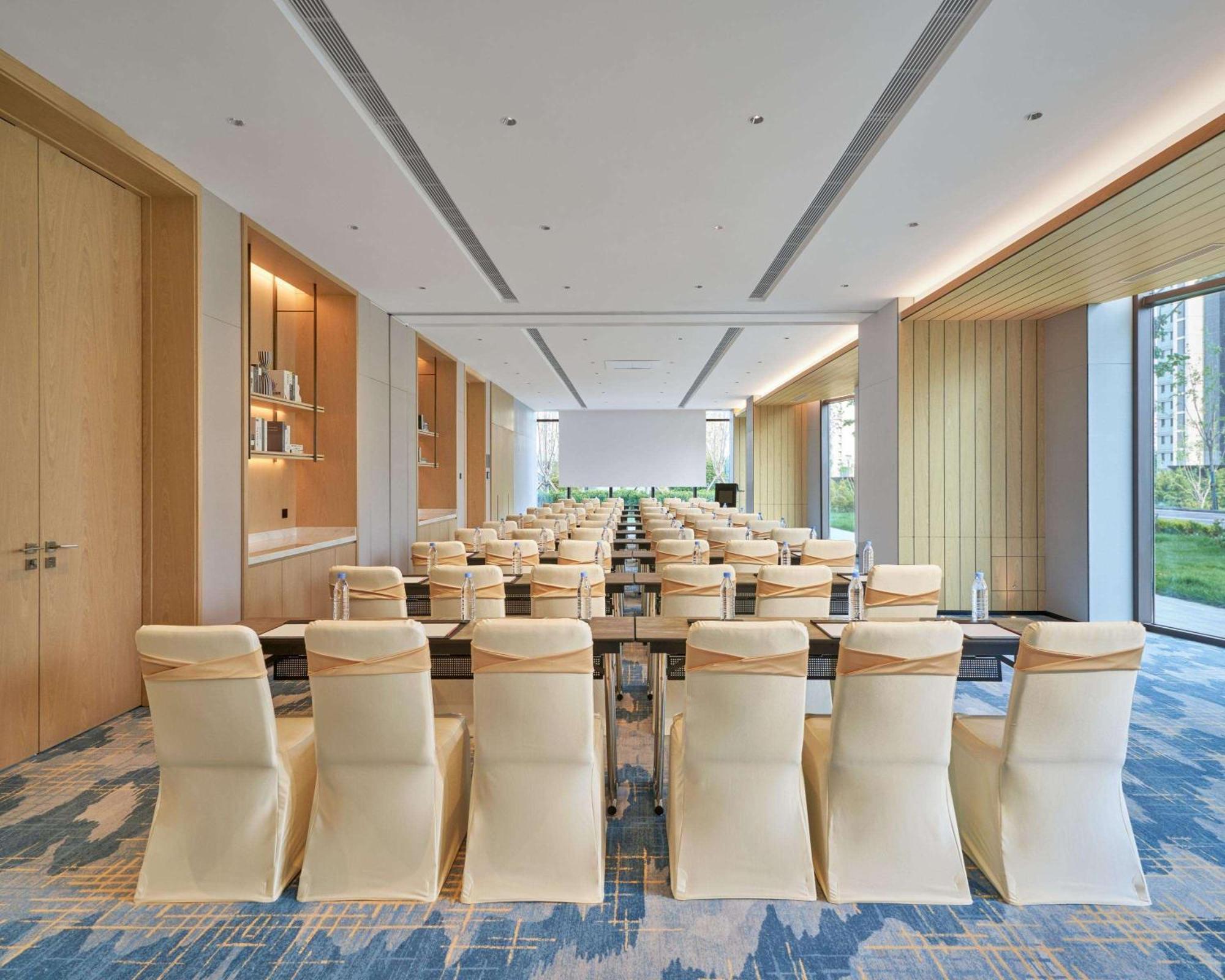 Hyatt Place Yantai Development Zone Bagian luar foto