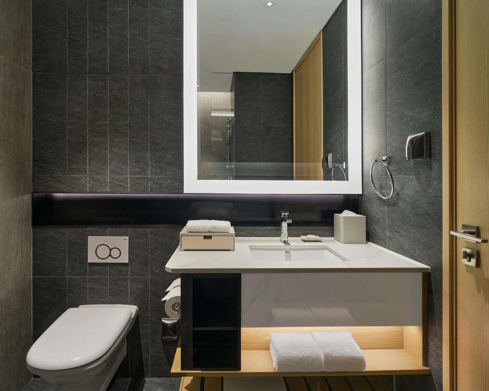 Hyatt Place Yantai Development Zone Bagian luar foto